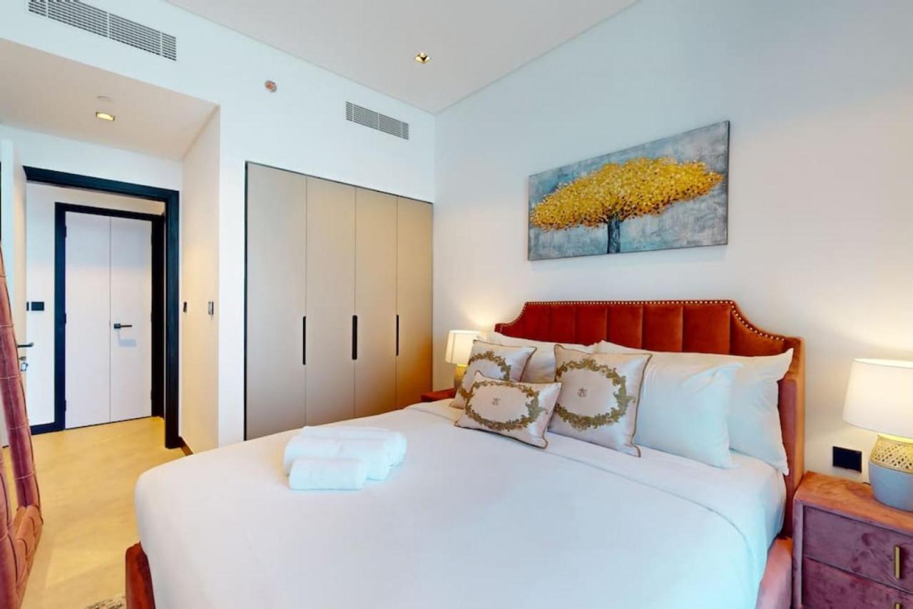15 Northside Tower 2 - Charming One Bedroom Apartment