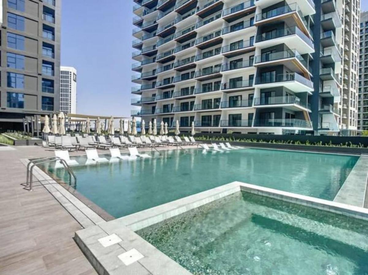 Apartment 15 Northside Tower 2 - Charming One Bedroom